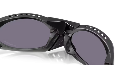 Oakley Plantaris Sunglasses 0OO9437 -943701