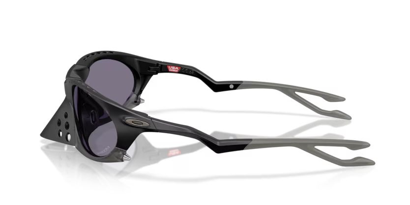 Oakley Plantaris Sunglasses 0OO9437 -943701