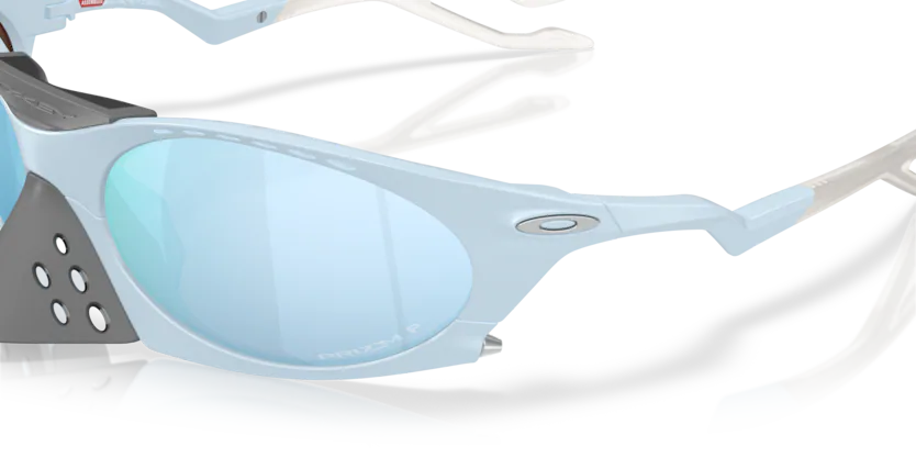 Oakley Plantaris Sunglasses 0OO9437 -943704